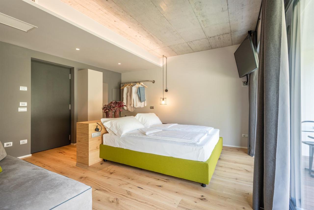 Bed and Breakfast Oleeva Garda Living - Adults Only Рива-дель-Гарда Экстерьер фото